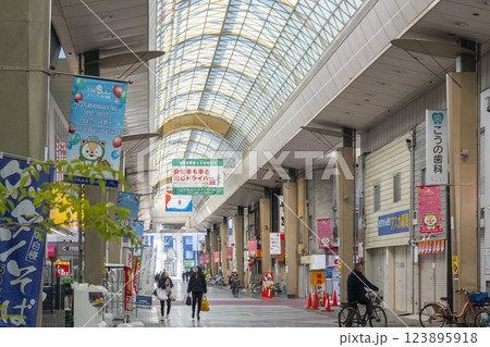 ナインモール九条 大阪市西区九条の商店街 ナインモール九条 大阪市西区九条の商店街 123895918