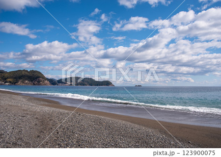 七里御浜海岸《三重県・熊野市》 123900075
