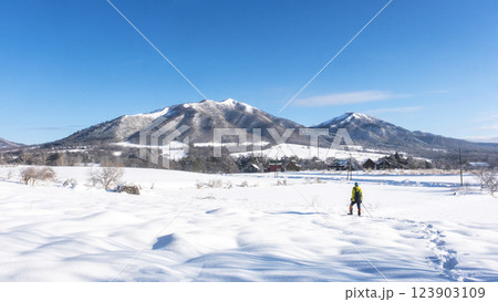スノーシュートレッキングのイメージ 蒜山高原 スノーシュートレッキングのイメージ 蒜山高原 123903109
