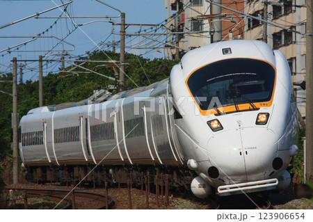 JR九州　885系　特急「かもめ」（旧塗装） 123906654