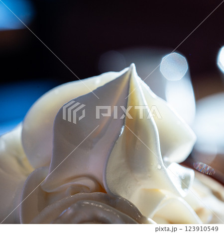ホイップクリーム 123910549