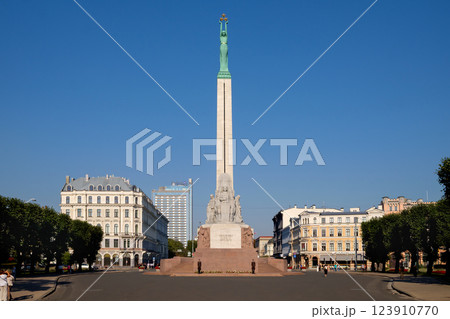 The Freedom Monument in Riga, Latvia, symbolizing Latvian independence and national unity 123910770
