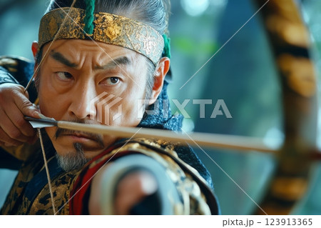 Samurai archer concentrating while drawing back his yumi longbow Samurai archer concentrating while drawing back his yumi longbow 123913365