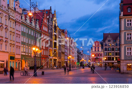 Market Square of Wroclaw at dusk Market Square of Wroclaw at dusk 123916850