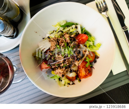Spanish tuna salad with confit leek and modena 123918686