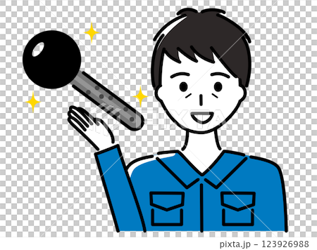 一位身著工作服的中年男子介紹一把鑰匙 123926988