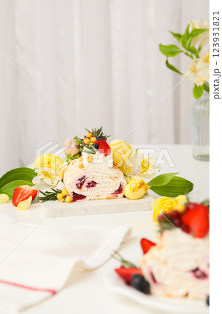 Meringue roll, concept of tasty and delicious food Meringue roll, concept of tasty and delicious food 123931821
