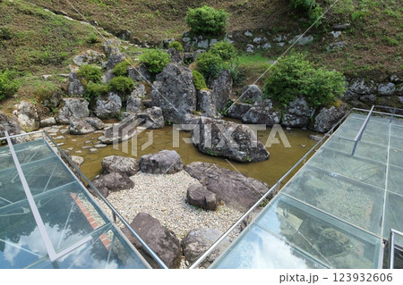 一乗谷朝倉氏遺跡 義景館跡庭園 一乗谷朝倉氏遺跡 義景館跡庭園 123932606