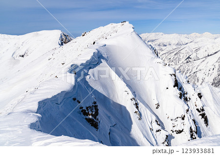 冬の谷川連峰・オキノ耳の絶景 冬の谷川連峰・オキノ耳の絶景 123933881