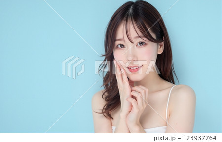 若い女性の美容イメージ 123937764
