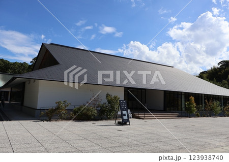 福岡県「宗像大社」祈願殿 123938740