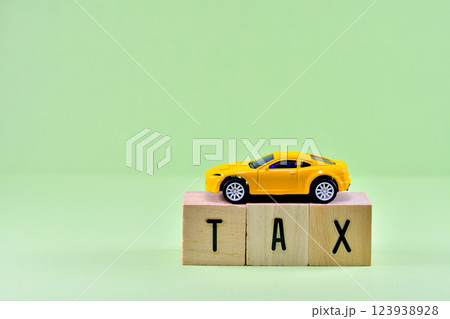 車にかかる税金のイメージ 123938928