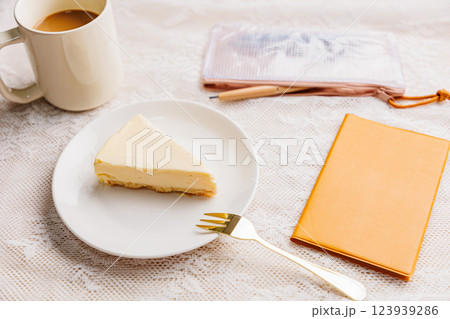 チーズケーキ 123939286