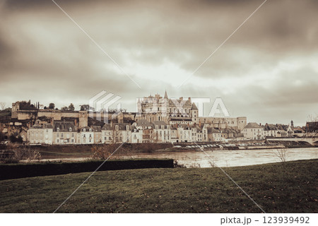 ヨーロッパの古城イメージ　アンボワーズ城 123939492