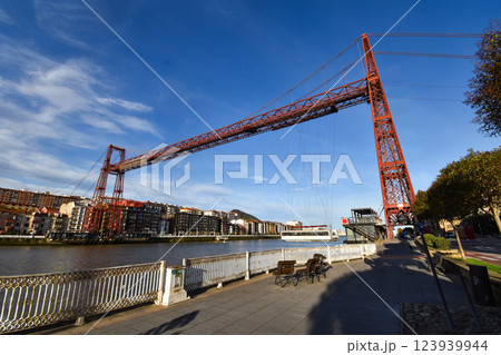ビルバオの世界遺産ビスカヤ橋 ビルバオの世界遺産ビスカヤ橋 123939944