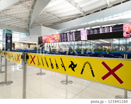 羽田空港第2ターミナル 国際線出発ロビー 東京都 羽田空港第2ターミナル 国際線出発ロビー 東京都 123941180