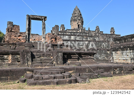 ロリュオス遺跡群・バコン寺院，アンコール遺跡群／カンボジア 123942542