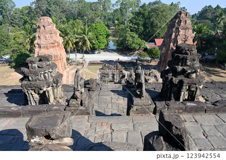 ロリュオス遺跡群・バコン寺院，アンコール遺跡群／カンボジア 123942554