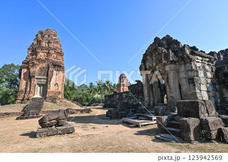 ロリュオス遺跡群・バコン寺院,アンコール遺跡群/カンボジア ロリュオス遺跡群・バコン寺院,アンコール遺跡群/カンボジア 123942569
