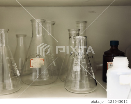 実験器具　ガラス製 123943012