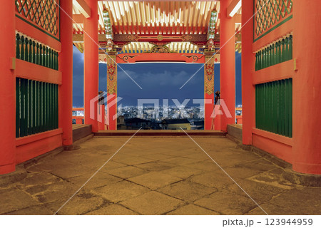 清水寺から京都市街の眺望 清水寺から京都市街の眺望 123944959