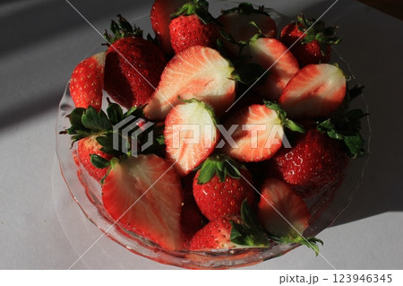 いちご　　　　　▼・▼・・▼・strawberry・▼・・▼・▼ 123946345