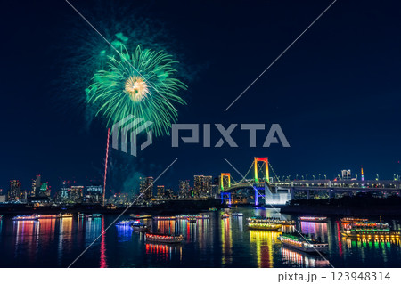 お台場レインボー花火 123948314