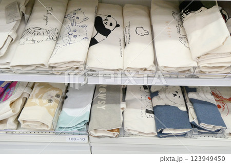 環境に優しい木綿の買い物袋 123949450
