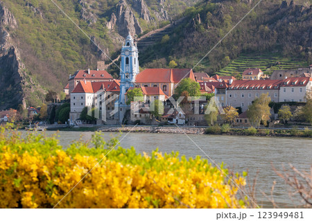 Durnstein village with Danube river during spring time in Wachau, Austria Durnstein village with Danube river during spring time in Wachau, Austria 123949481