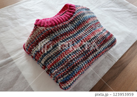 手編みセーター　棒針編み 123953959