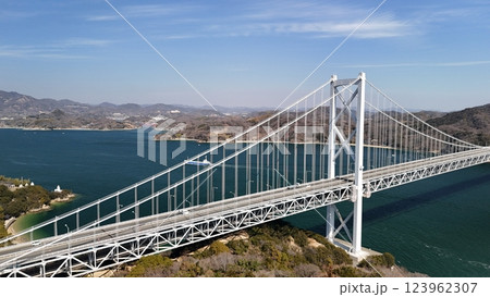 西瀬戸自動車道「しまなみ海道」【因島大橋】ドローン空撮_SNINOB_006 西瀬戸自動車道「しまなみ海道」【因島大橋】ドローン空撮_SNINOB_006 123962307