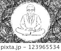 座禅を組む年配のビジネスマン（ストレスから身を守っているイメージ） 123965534
