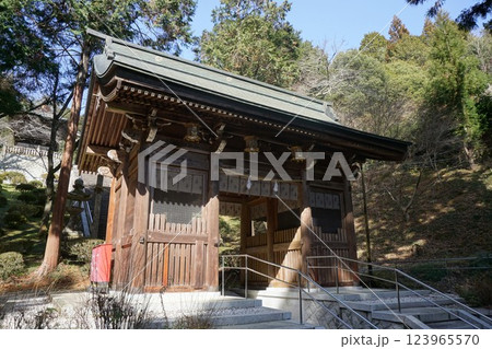 岡山県真庭市にある「木山神社」：随神門 123965570
