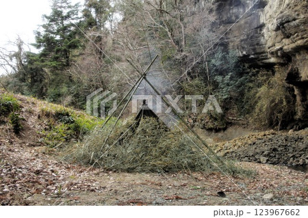 軍幕キャンプ 軍幕キャンプ 123967662