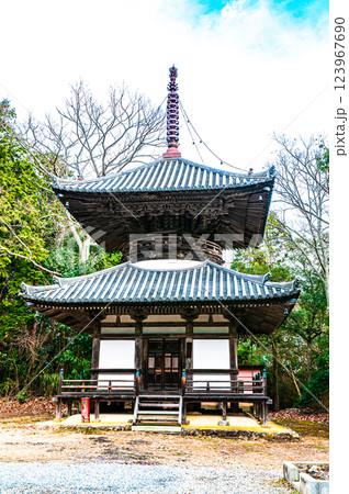 国宝建築物のある寺 長光寺の多宝塔 兵庫県加東市 国宝建築物のある寺 長光寺の多宝塔 兵庫県加東市 123967690