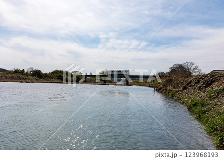 静岡県掛川市幡鎌　天竜浜名湖鉄道と沿線の風景 123968193