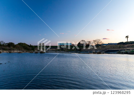 静岡県掛川市幡鎌 天竜浜名湖鉄道と沿線の風景 静岡県掛川市幡鎌 天竜浜名湖鉄道と沿線の風景 123968295