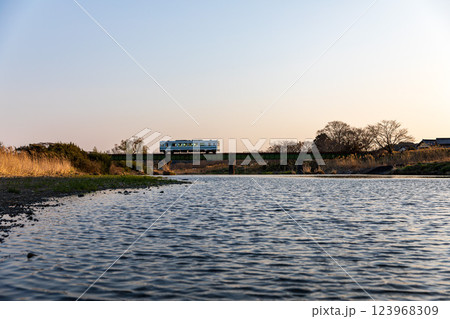 静岡県掛川市幡鎌 天竜浜名湖鉄道と沿線の風景 静岡県掛川市幡鎌 天竜浜名湖鉄道と沿線の風景 123968309