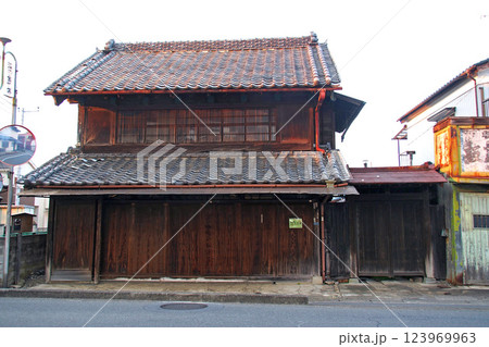 日光街道沿いの旧商家「渡辺金物店」【埼玉県杉戸町】 123969963