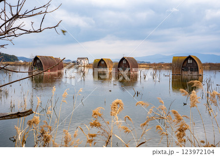 鹿忍グリーンファーム跡 (水没ペンション村)の風景 123972104