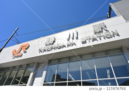 勝川駅（かちかわえき）中央本線の南口 123976768