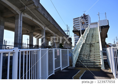 勝川駅(東海交通事業)城北線の駅前 勝川駅(東海交通事業)城北線の駅前 123977058