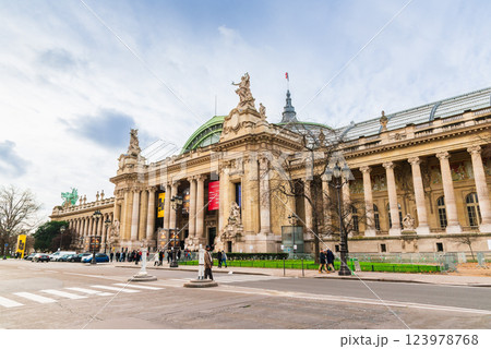 パリ　グラン・パレ 123978768