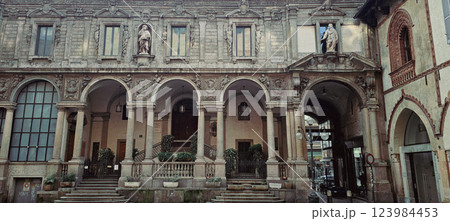 Old vintage house in Milan Old vintage house in Milan 123984453
