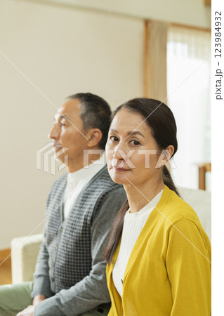 熟年夫婦のポートレート 熟年夫婦のポートレート 123984932