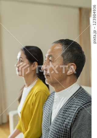 熟年夫婦のポートレート 熟年夫婦のポートレート 123984936