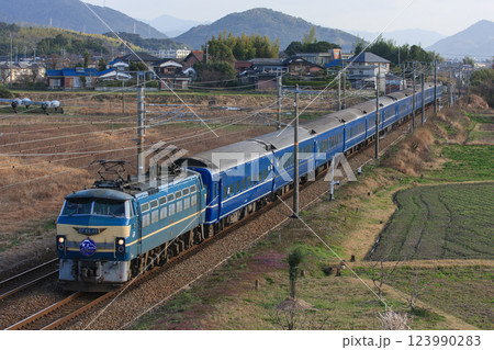 山陽本線を走る寝台特急「富士」・「はやぶさ」 山陽本線を走る寝台特急「富士」・「はやぶさ」 123990283