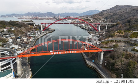 音戸の瀬戸【音戸大橋・第二音戸大橋・伝清盛塚】ドローン空撮_KONDB_002 音戸の瀬戸【音戸大橋・第二音戸大橋・伝清盛塚】ドローン空撮_KONDB_002 123991309
