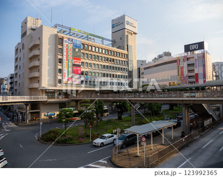 藤沢駅周辺の街並み 藤沢駅周辺の街並み 123992365