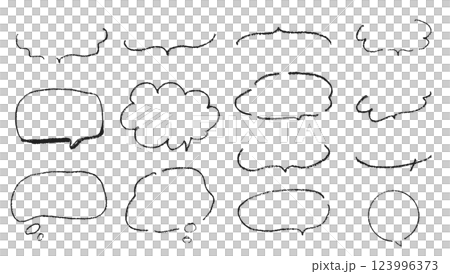 鉛筆で書いたラフな吹き出しセット　手描きの温かみのあるナチュラルなイラスト素材 123996373